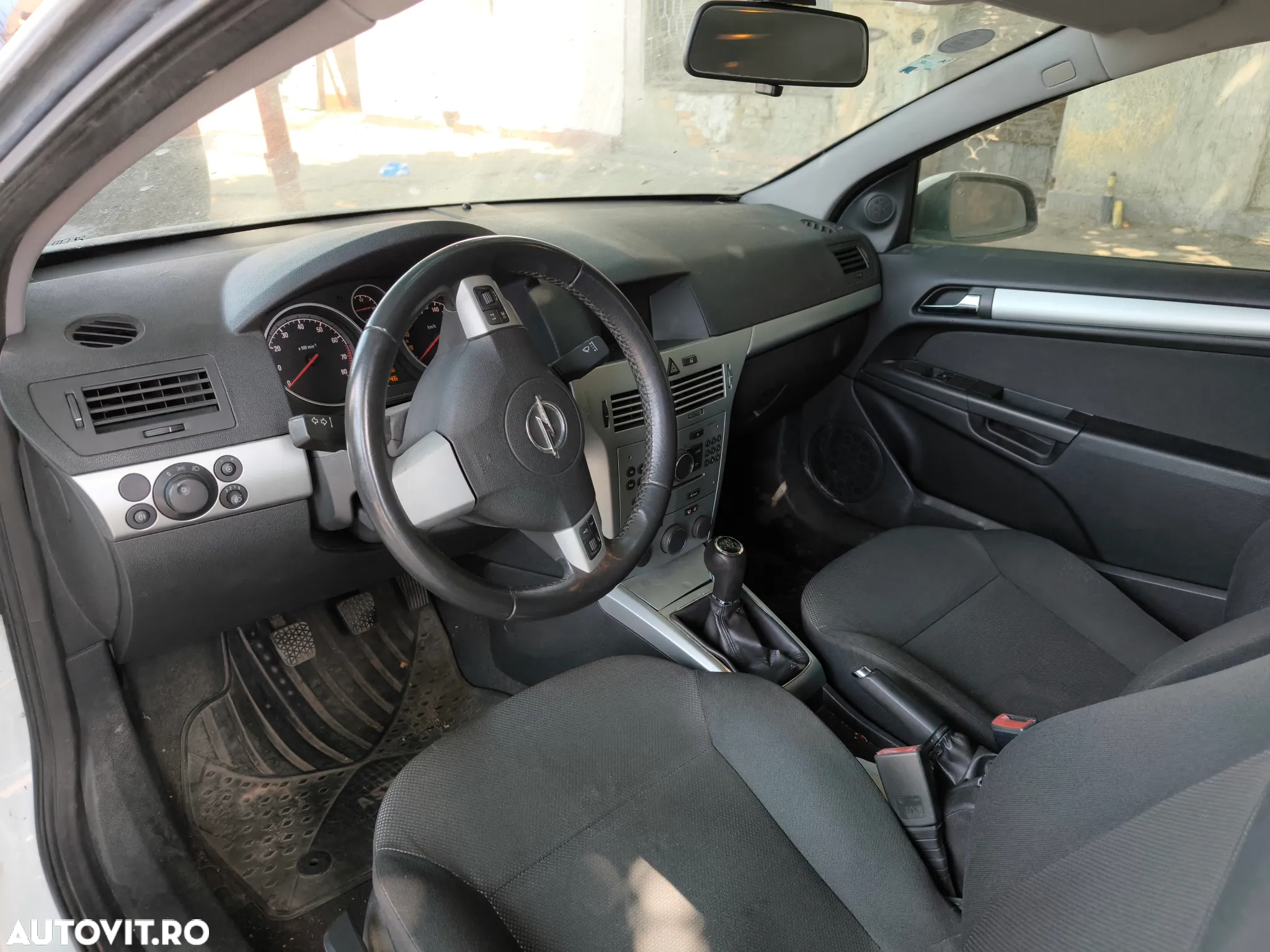 Opel Astra GTC 1.4i Enjoy - 13