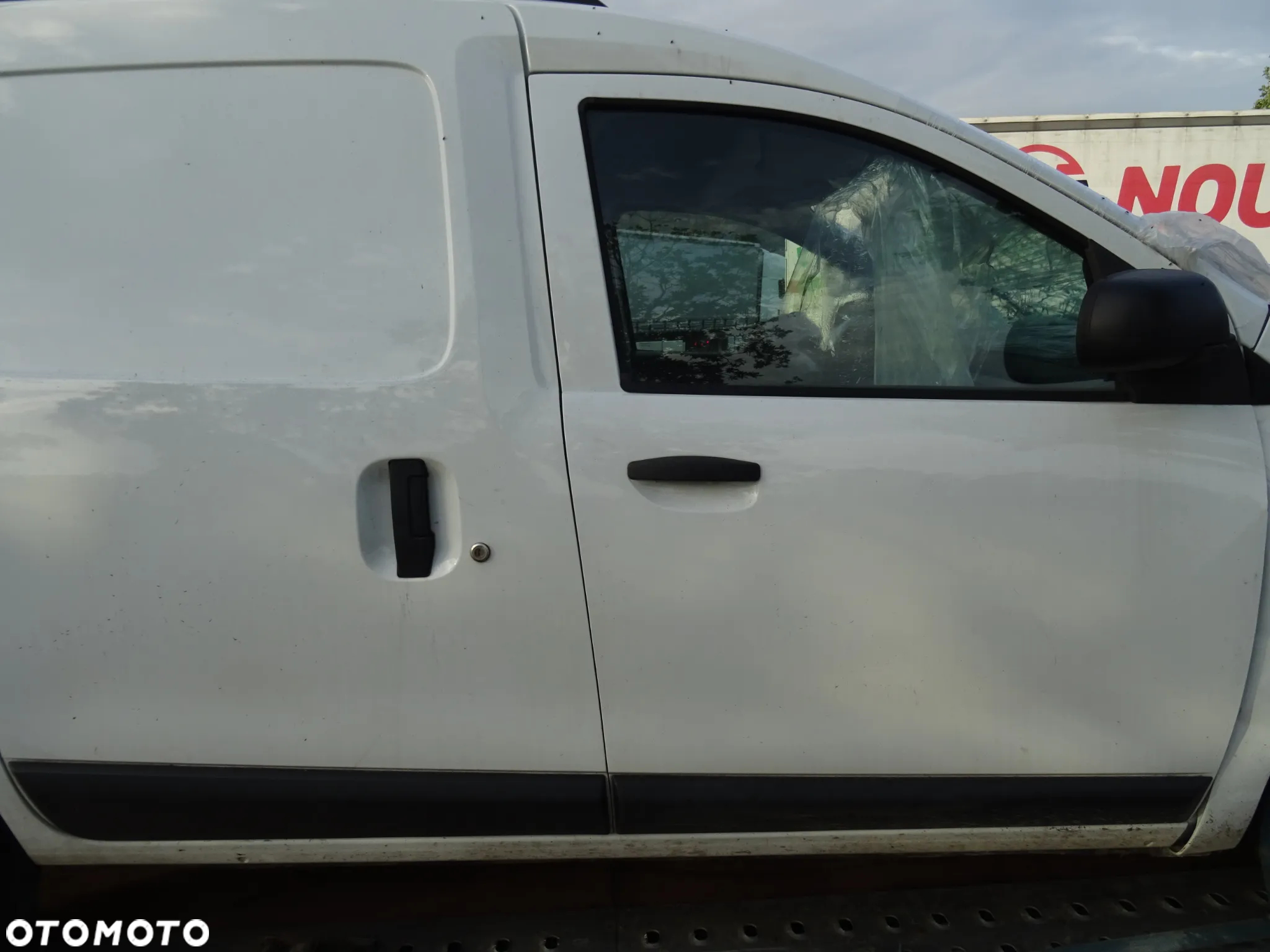 DACIA DOKKER LODGY DUSTER MOCOWANIE KOLA ZAPASOWEGO KOSZ  CZESCI ROZNE - 13