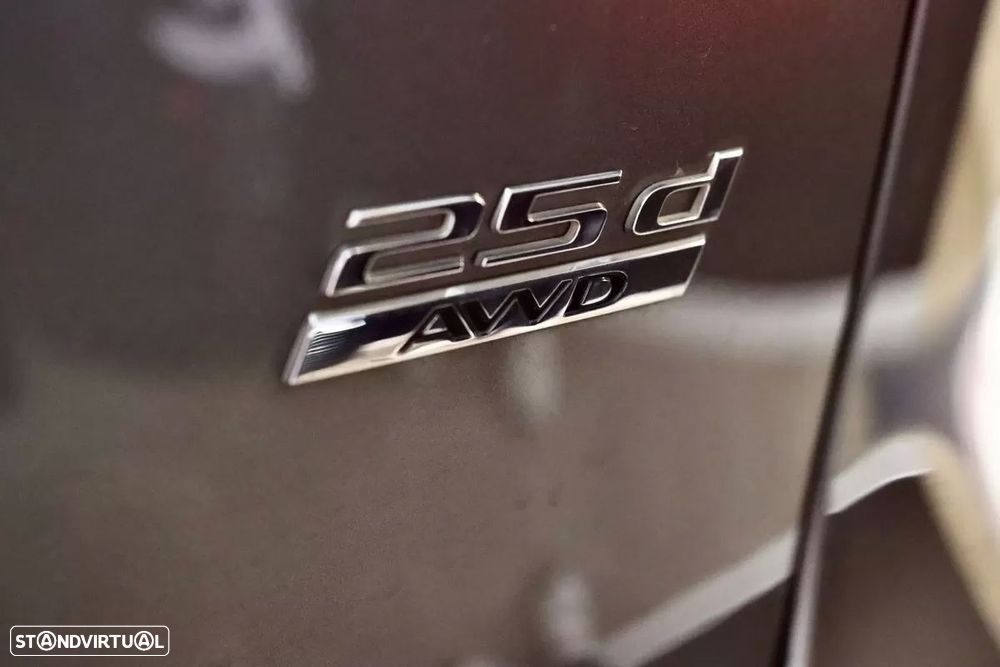 Jaguar F-Pace 25d AWD Aut. R-Sport - 11