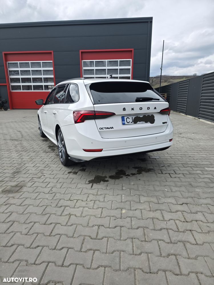 Skoda Octavia 2.0 TDI DSG Style - 12