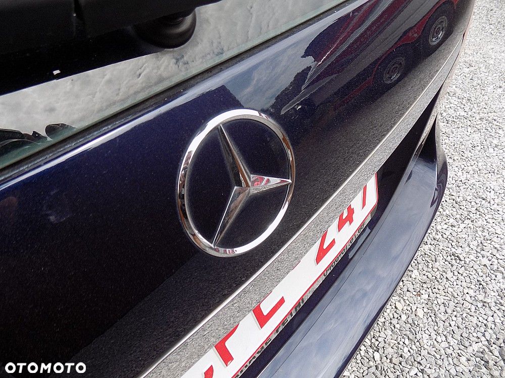 Mercedes-Benz Klasa E 200 BlueTEC - 24