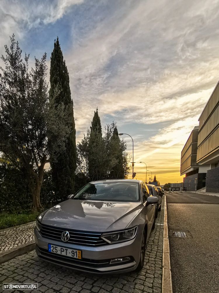 VW Passat 2.0 TDI Confortline - 2