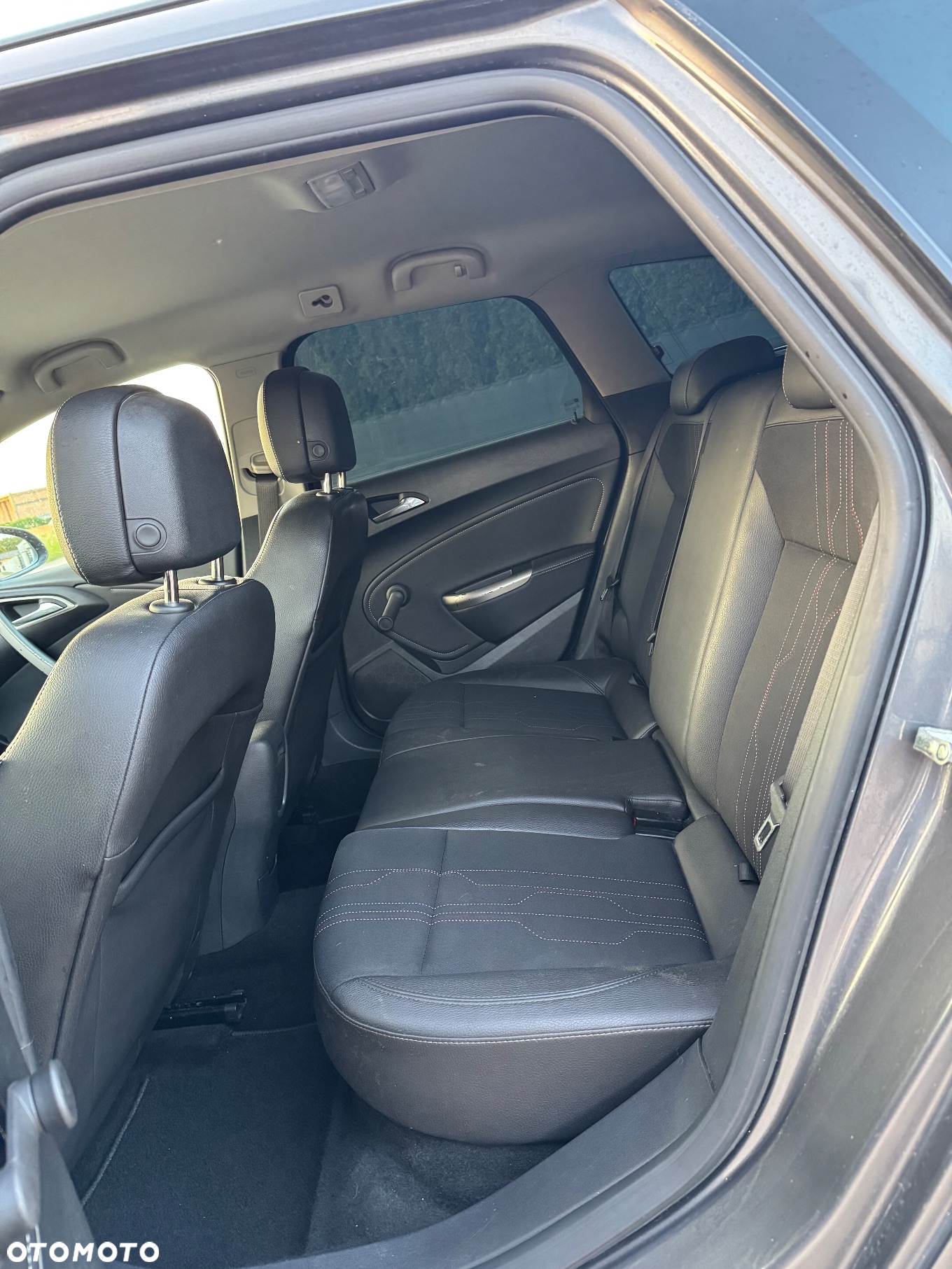 Opel Astra 2.0 CDTI DPF Automatik 150 Jahre - 14