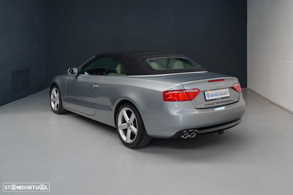 Audi A5 Cabrio 2.0 TDi - 19