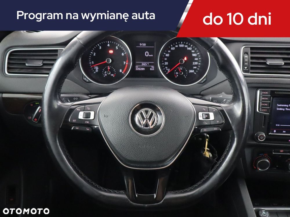 Volkswagen Jetta - 17