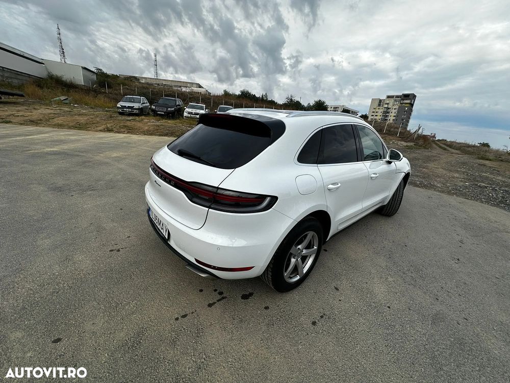 Porsche Macan Standard - 10