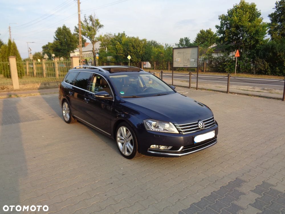 Volkswagen Passat 1.8 TSI Highline - 24