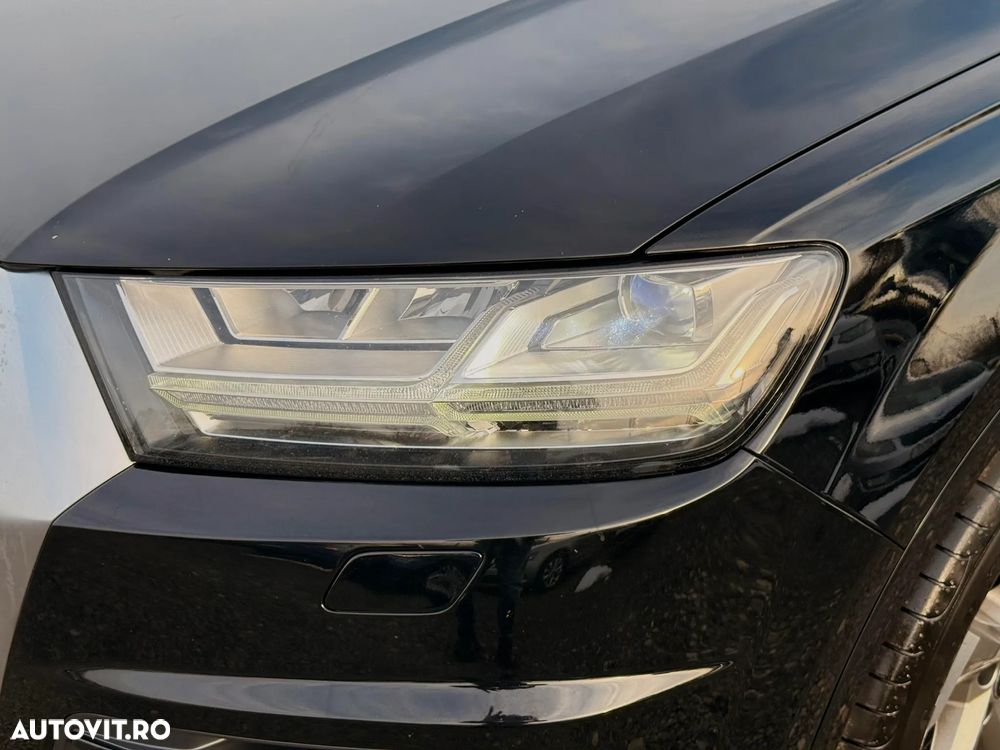 Audi Q7 50 TDI quattro Tiptronic S line - 34