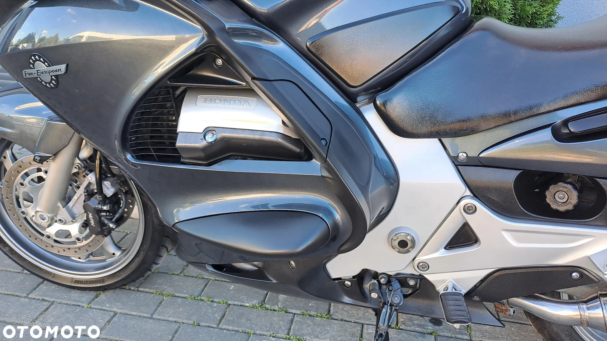 Honda ST - 33