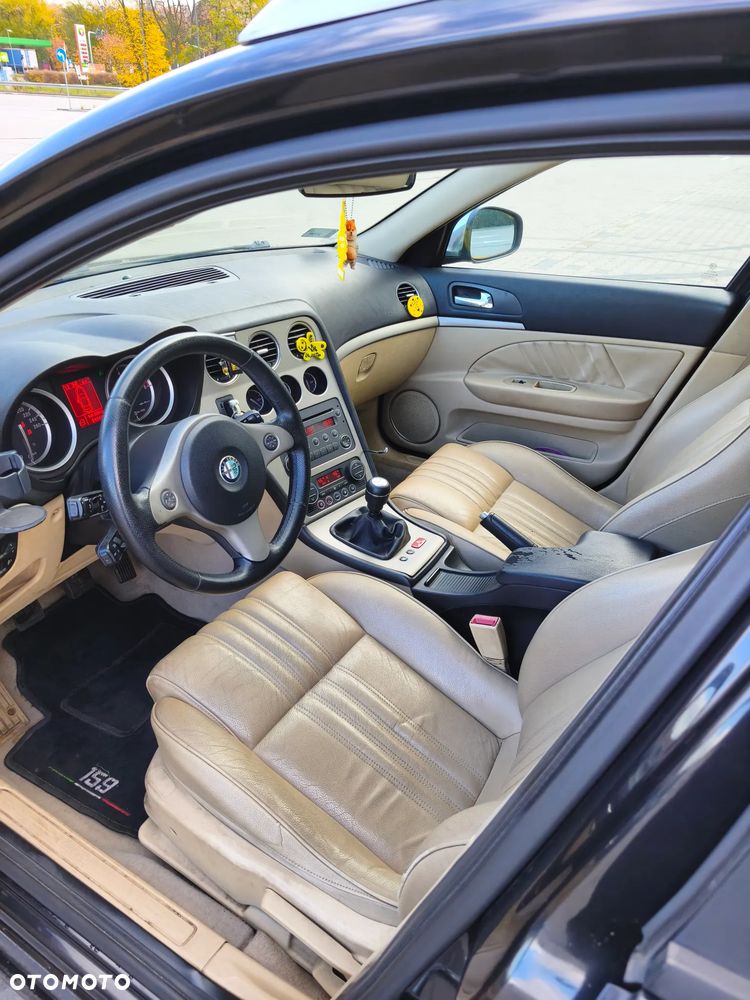 Alfa Romeo 159 - 6