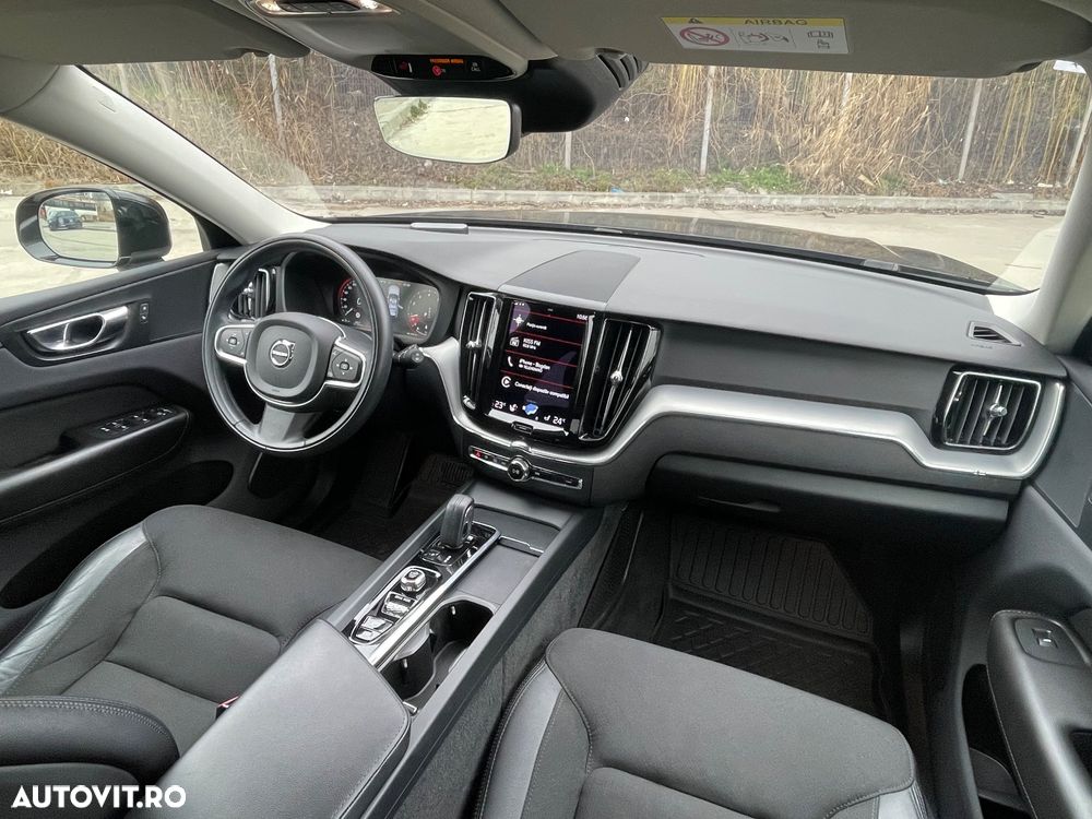 Volvo XC 60 B4 B Geartronic Momentum Pro - 12