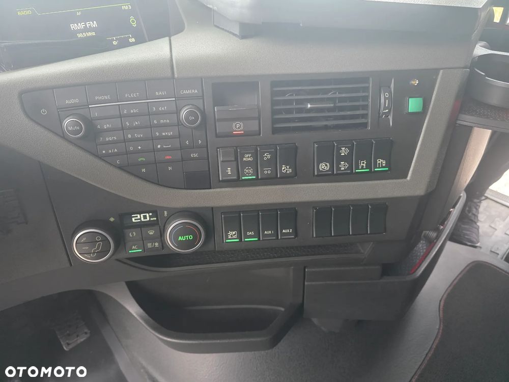 Volvo FH 500 XL  CHŁODNIA  FULL OPCJA /LED/KLIMA/ SUPER STAN !!! - 16