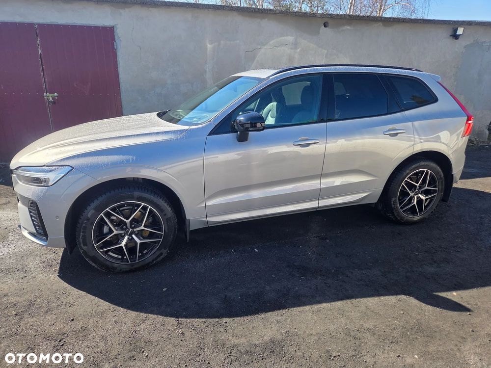 Volvo XC 60 B5 B AWD Ultimate Dark - 1