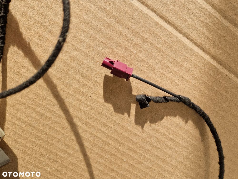 ANTENA DACHOWA AUDI Q7 lift 4L0035503L - 13