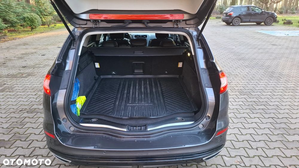 Ford Mondeo SW 2.0 TDCi Titanium PowerShift - 19