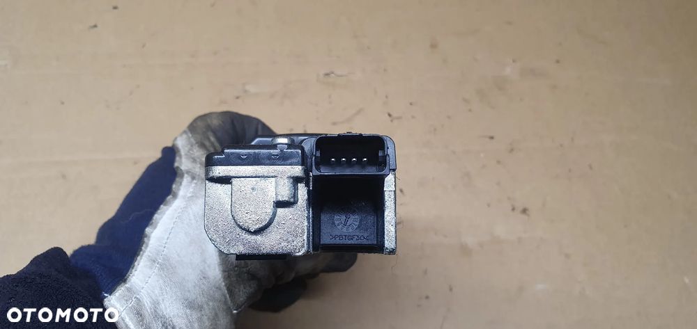 Zamek klapy bagażnika Citroen C5 III Kombi 9661840680 - 4
