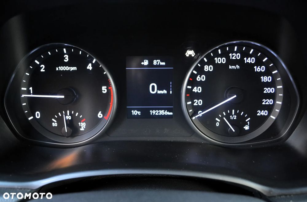 Hyundai i30 1.6 D Comfort - 40