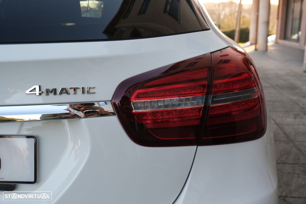 Mercedes-Benz GLA 220 d AMG Line 4-Matic - 31