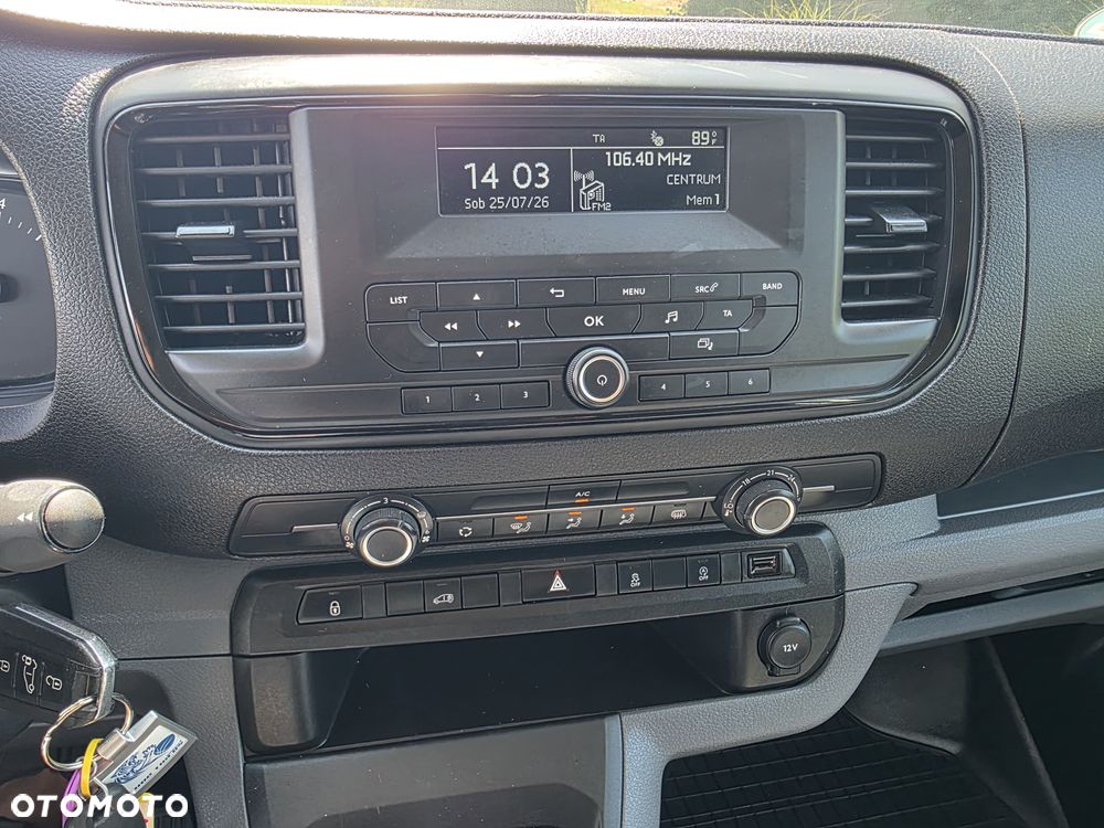 Opel Vivaro - 23