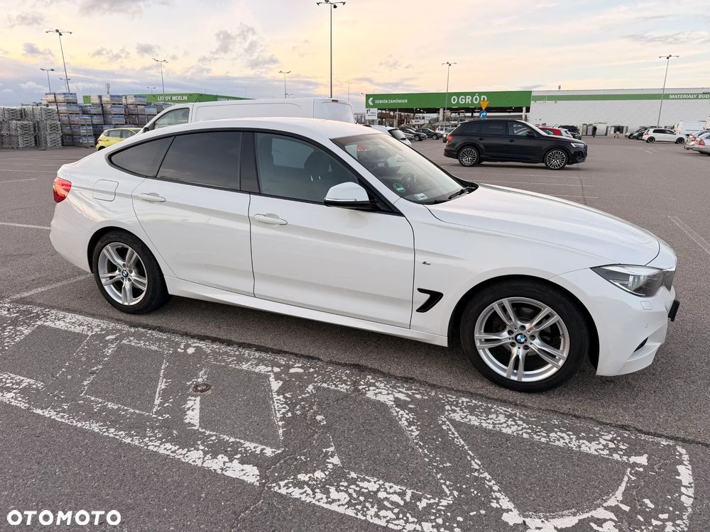 BMW 3GT 320i xDrive M Sport - 6