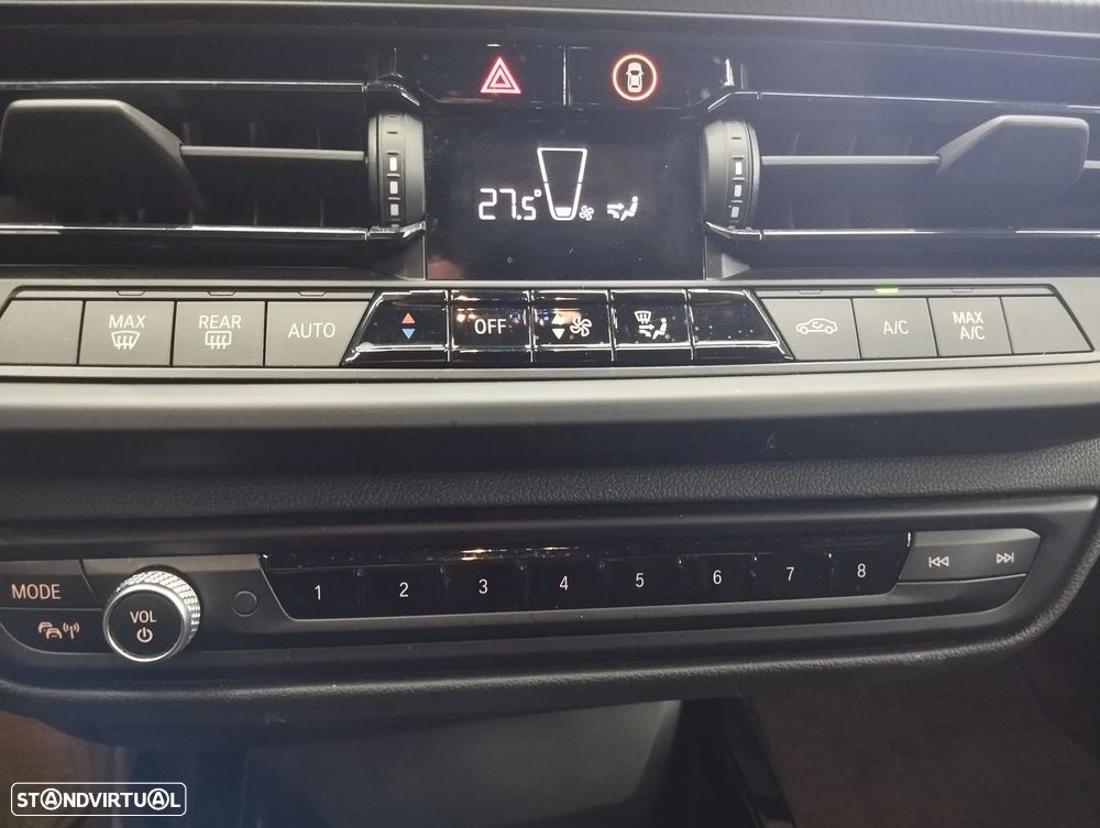 BMW 116 d Pack Desportivo M - 31