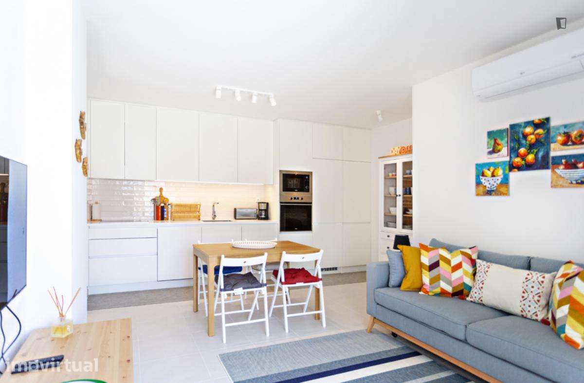 Apartamento com 2 quartos - localizado em Tavira - Grande imagem: 2/8