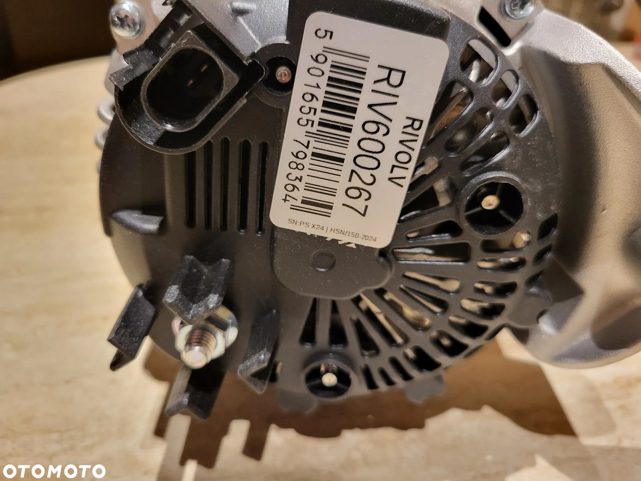 Alternator 14V, 170A, regenerowany  BMW 5 (E60), 5 (E61), 6 (E63), 6 (E64), 7 (E65, E66, E67) 2.0D-5.0 06.02-12.10 - 3