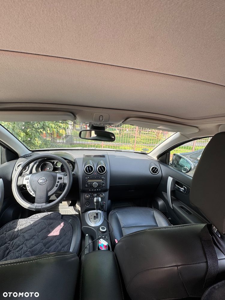 Nissan Qashqai 2.0 4x4 Tekna CVT - 5