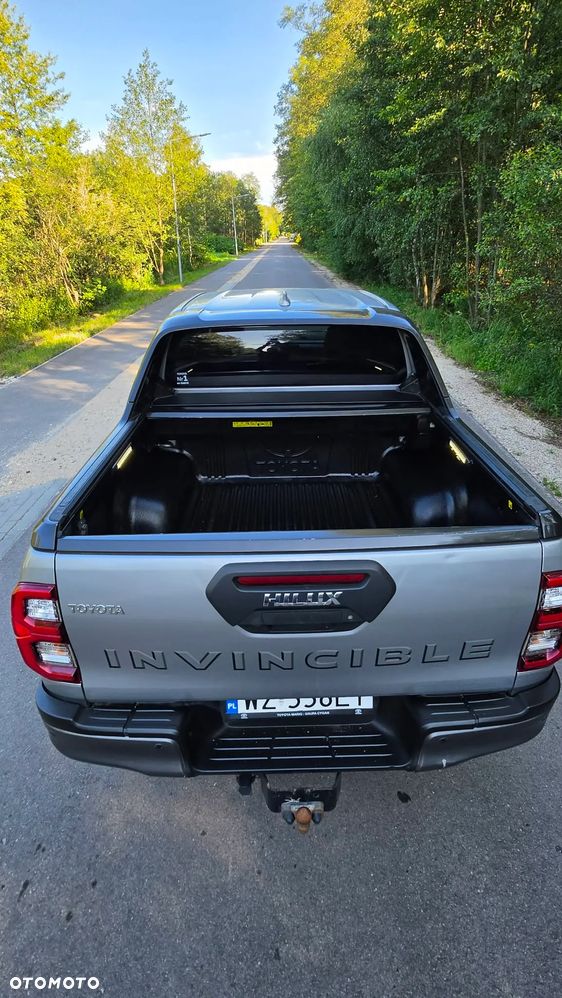 Toyota Hilux 2.8 D-4D Double Cab Invincible 4x4 - 6