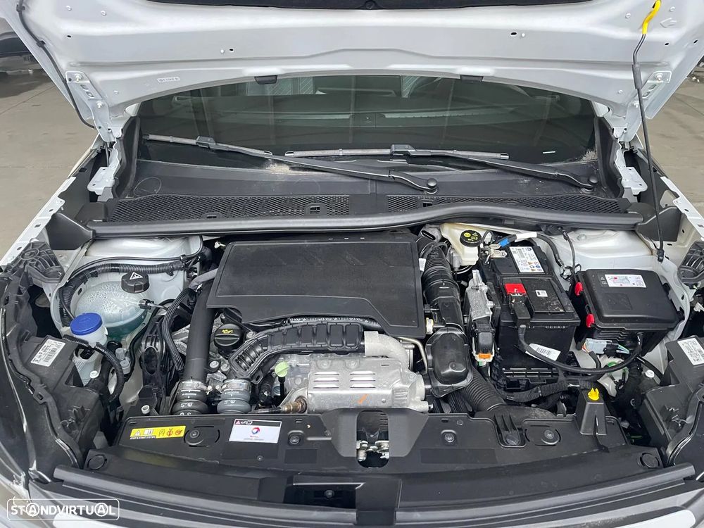 Peugeot 2008 1.2 PureTech Allure Pack - 35