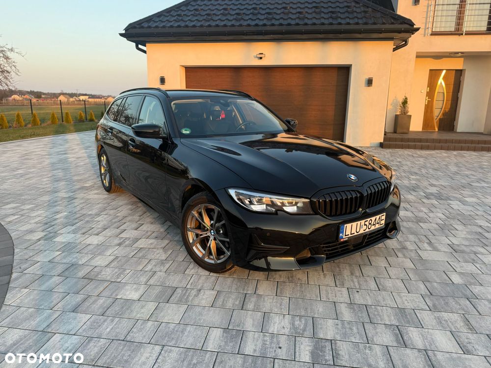 BMW Seria 3 320d Sport Line Shadow - 1