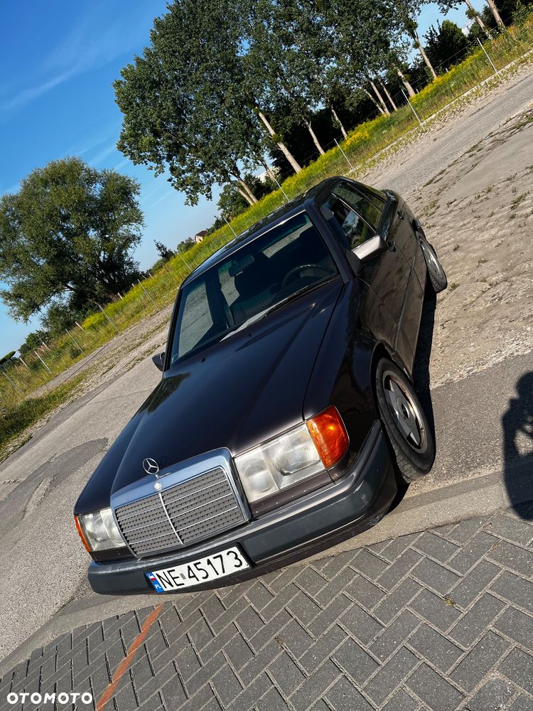 Mercedes-Benz W124 (1984-1993) - 1