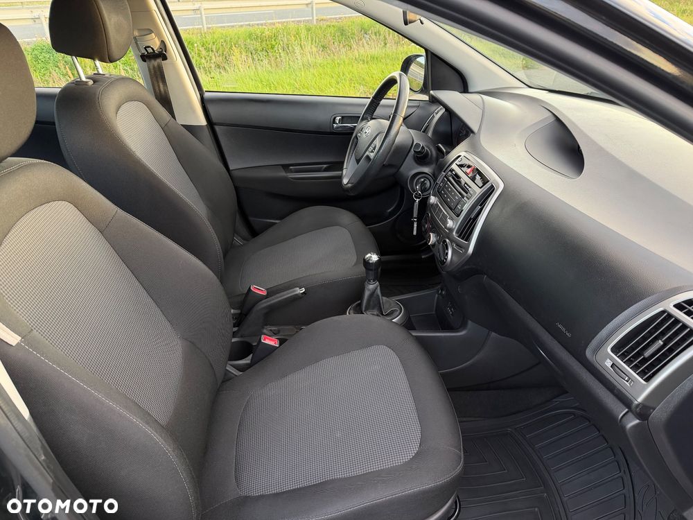 Hyundai i20 1.25 Wersja Jubileuszowa - 27