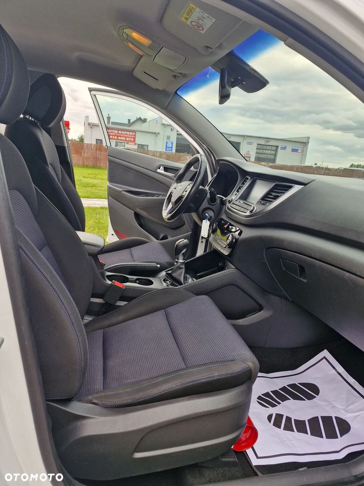 Hyundai Tucson blue 1.7 CRDi 2WD Style - 11