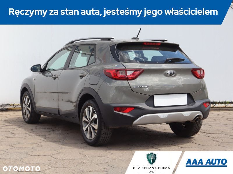 Kia Stonic - 6