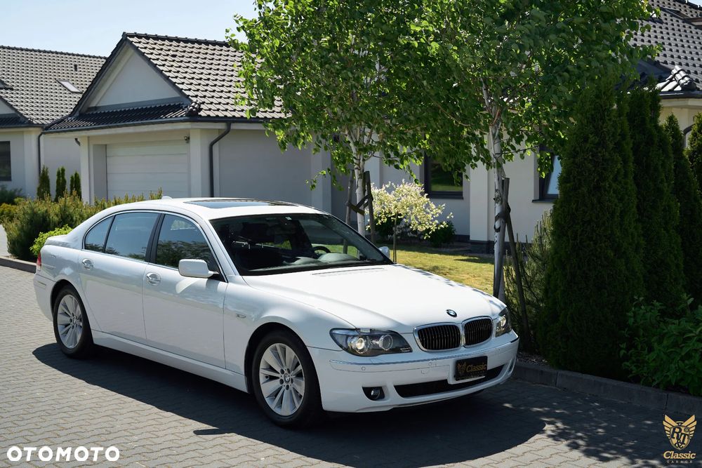 BMW Seria 7 750i L - 23