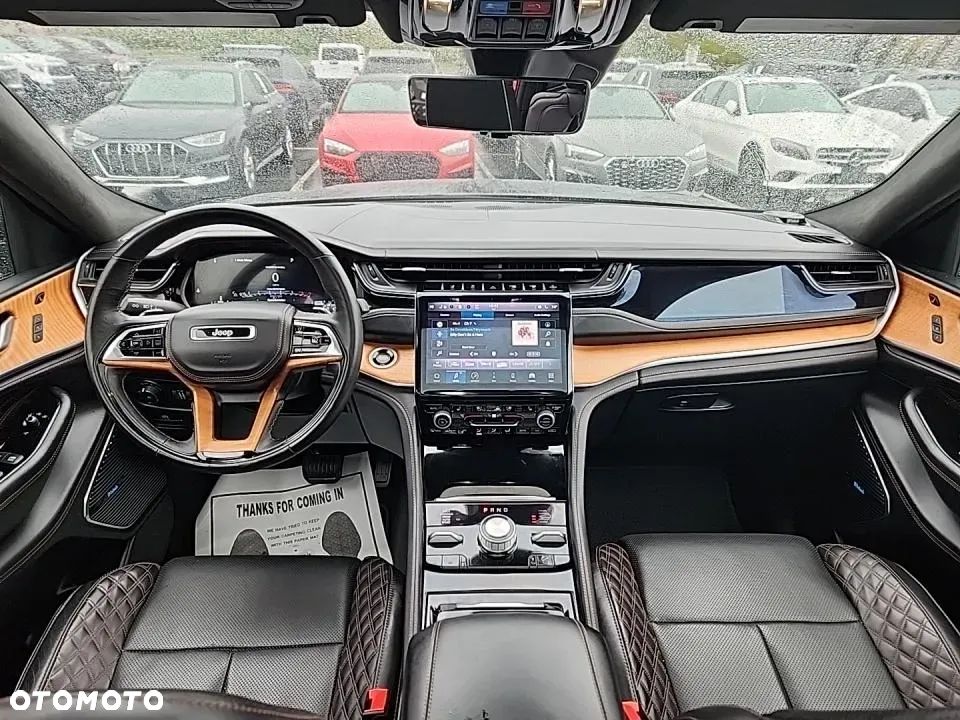 Jeep Grand Cherokee 5.7 V8 HEMI Summit - 8