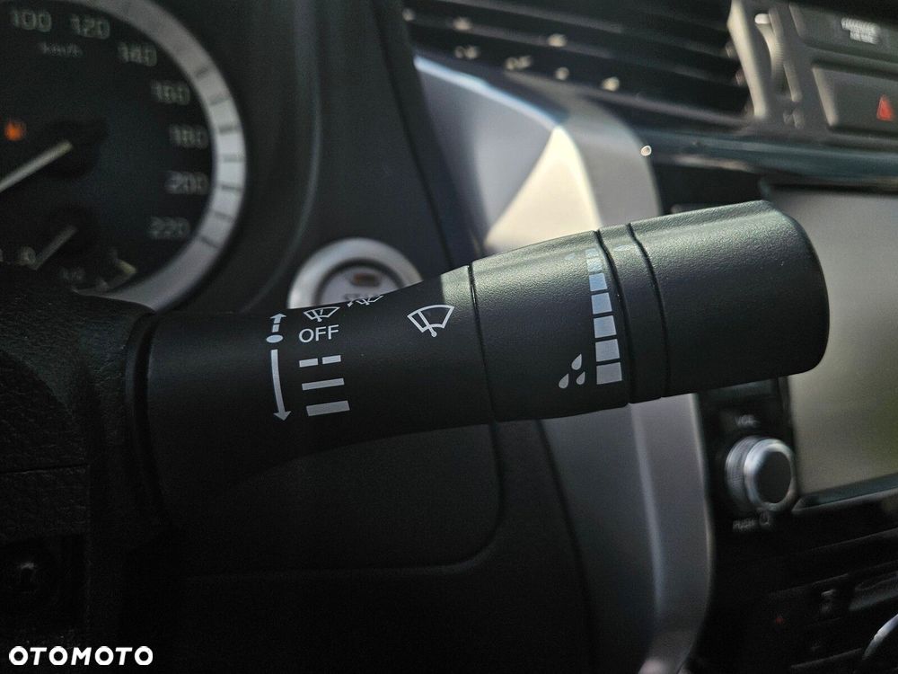 Nissan Navara - 16