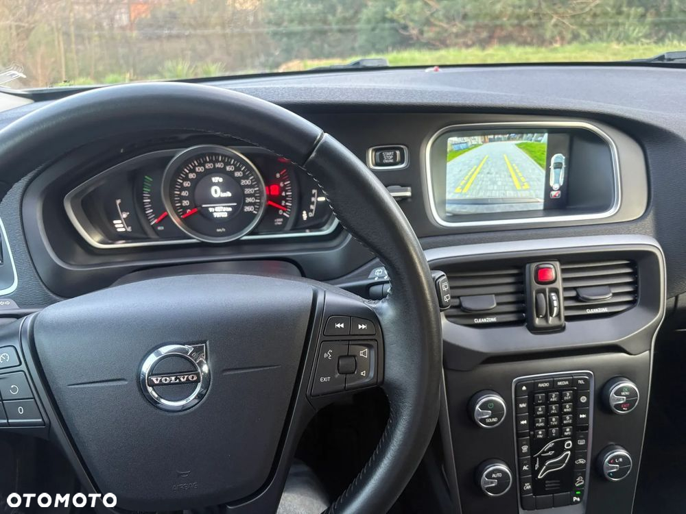 Volvo V40 Cross Country T4 AWD Drive-E Momentum - 17