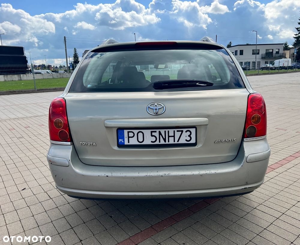 Toyota Avensis 1.8 VVT-i Sol - 8