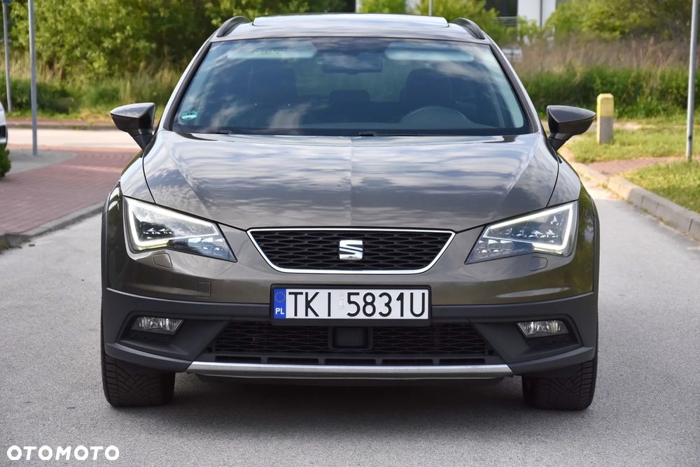 Seat Leon 2.0 TDI DPF Start&Stop DSG XCELLENCE - 3