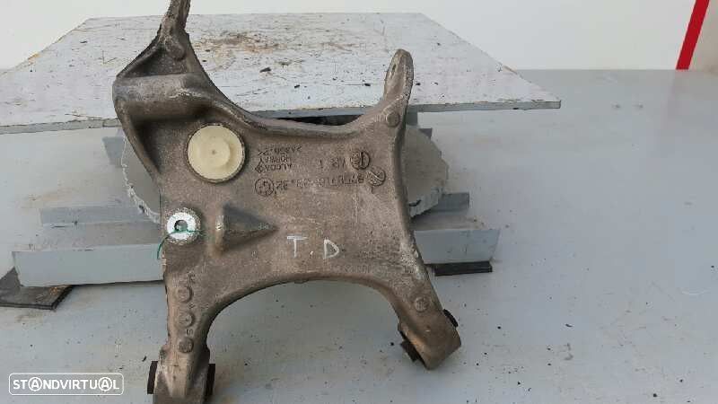 BRAÇO SUSPENSÃO INFERIOR TRASEIRO DIREITO BMW SERIE 5 TOURING (E61) 2.0 16V CAT - 2