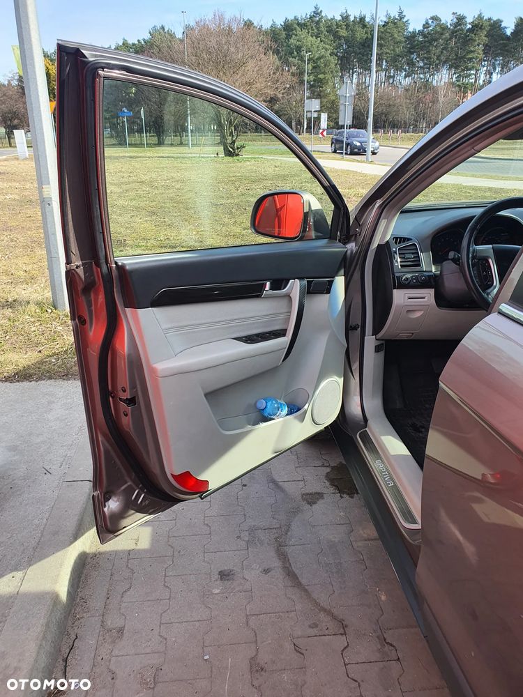 Chevrolet Captiva - 21