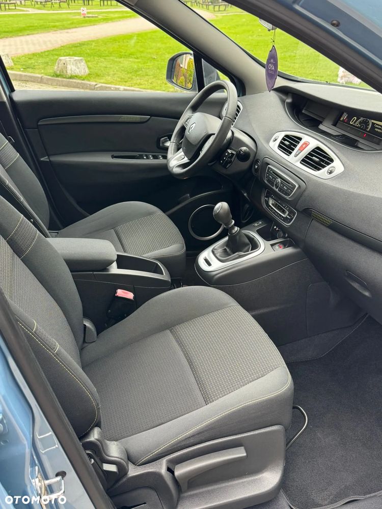 Renault Scenic 1.6 16V Confort Privilege - 7