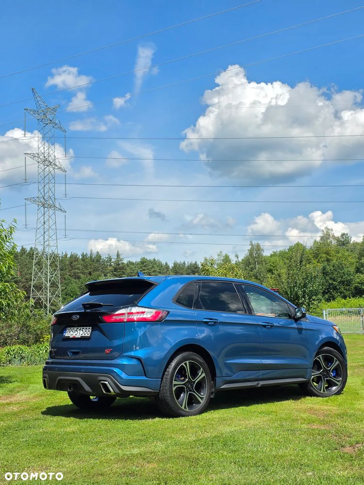Ford Edge - 4