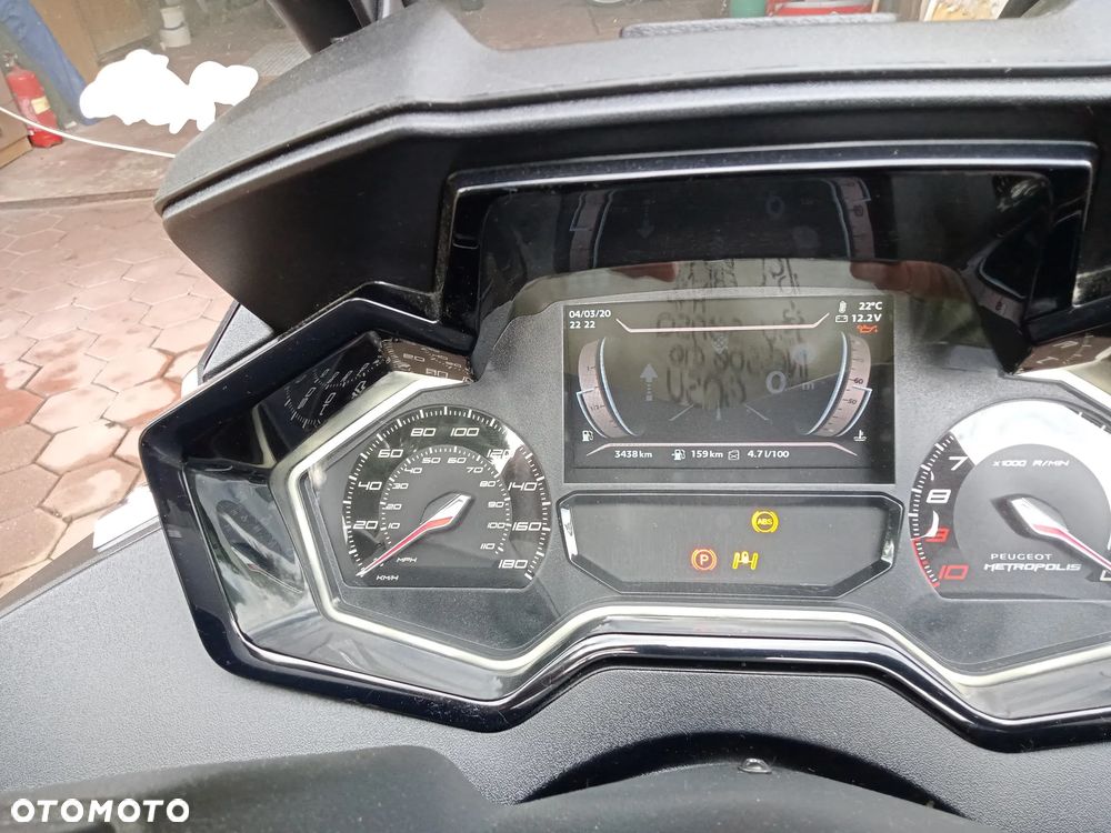 Peugeot Metropolis - 5