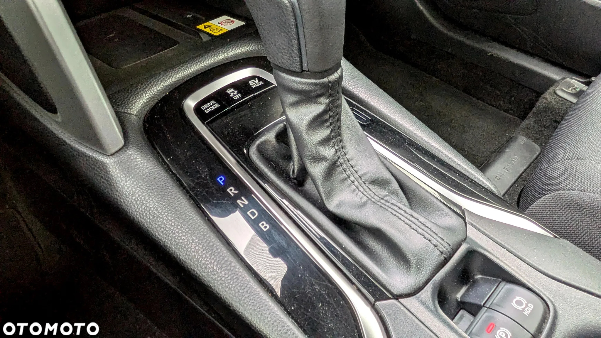 Toyota Corolla Cross - 17