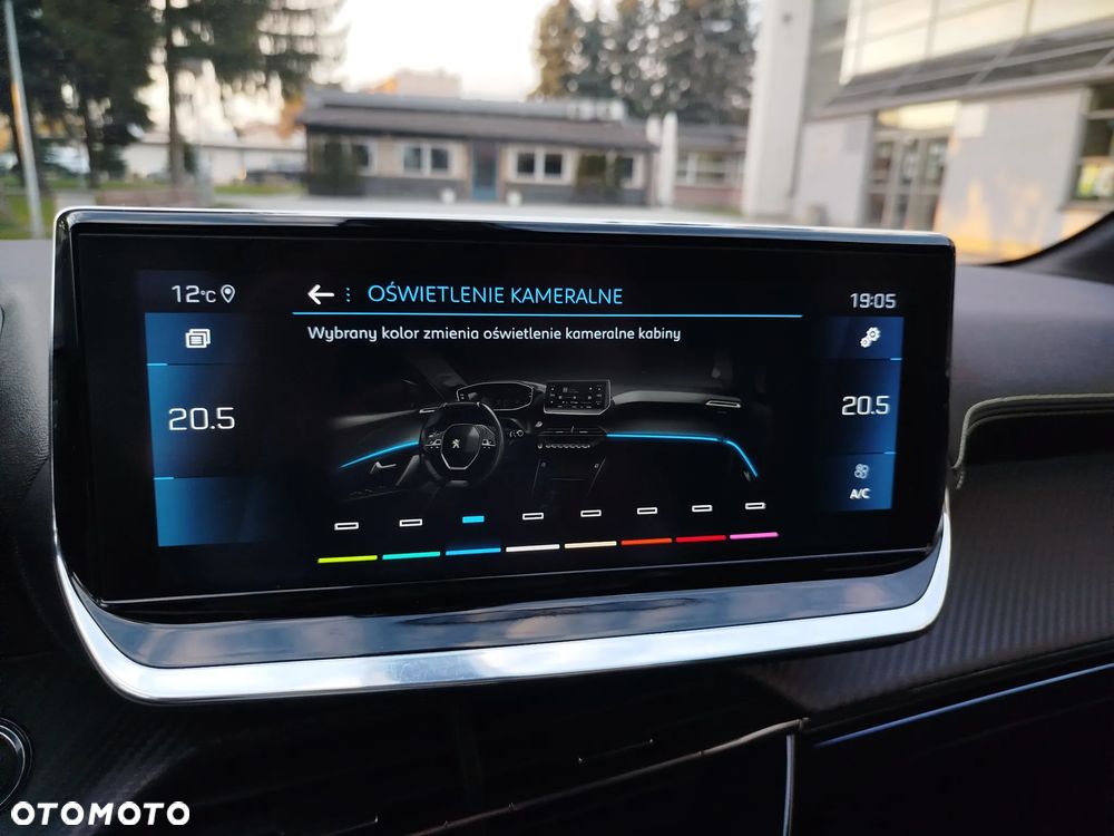 Peugeot 208 PureTech 100 GT - 18