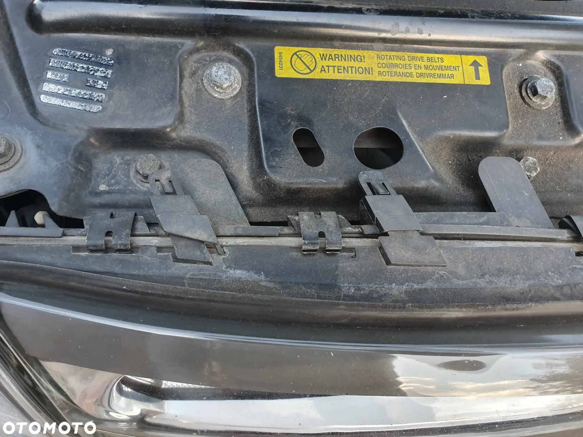 Volvo S80 Sedan Lampa przednia prawa Valeo - 2