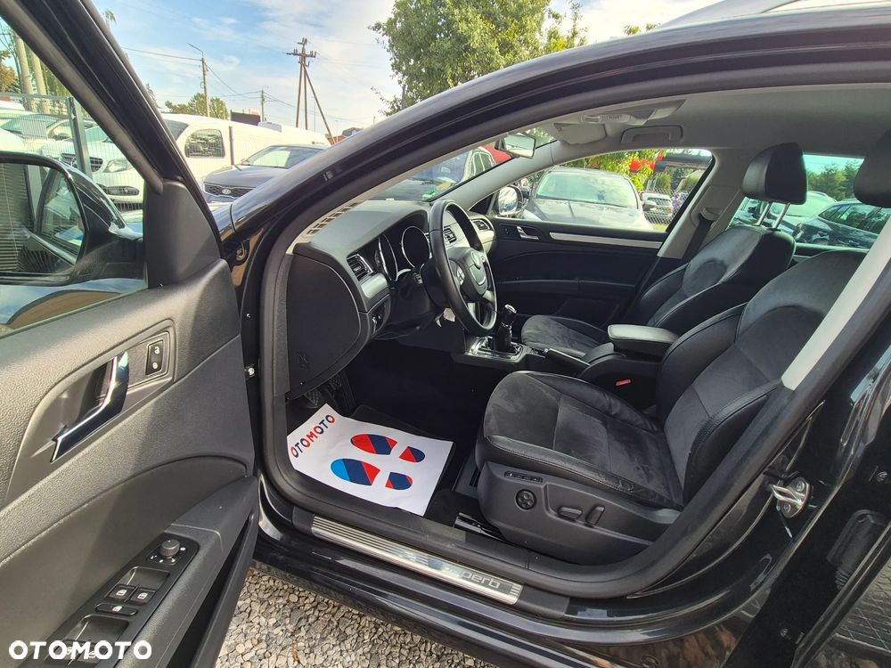 Skoda Superb 1.6 TDI Elegance Greenline - 24